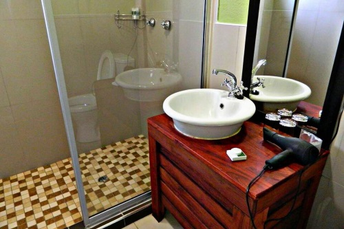 Kwalape Safari Lodge badkamer